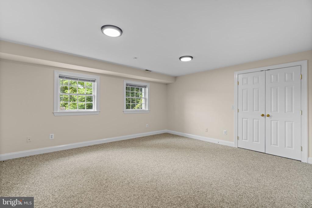798 CREEK VIEW ROAD