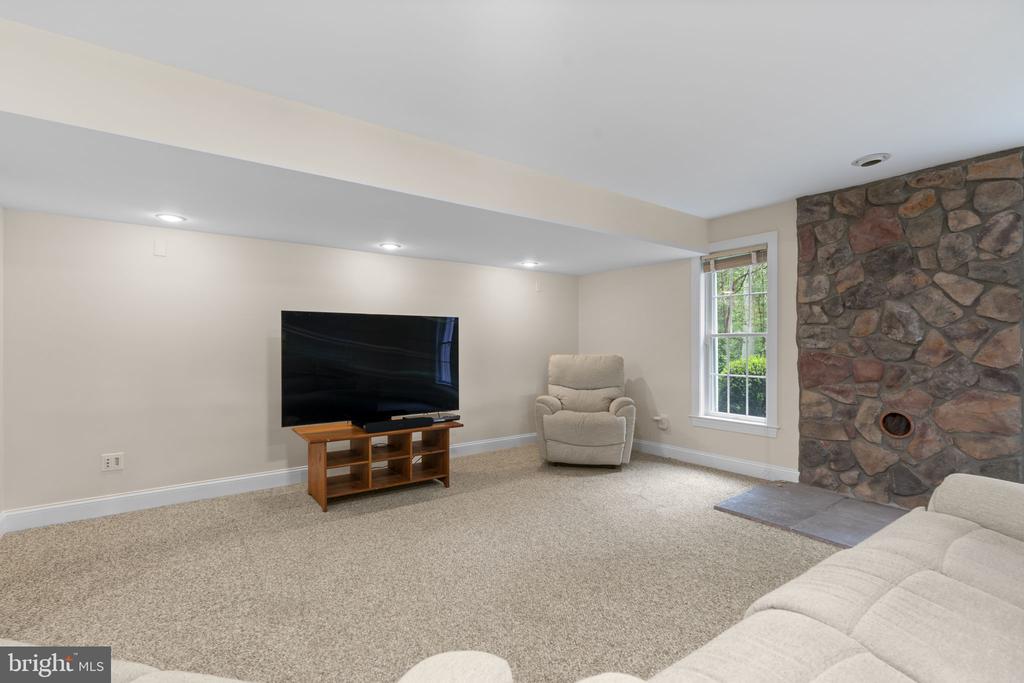 798 CREEK VIEW ROAD