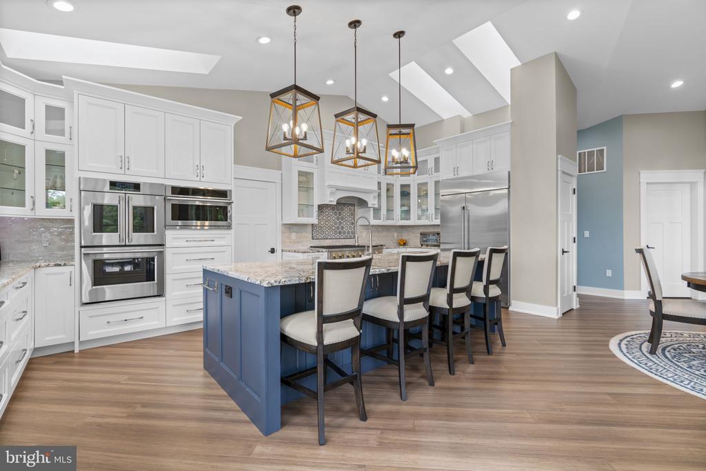 798 CREEK VIEW ROAD