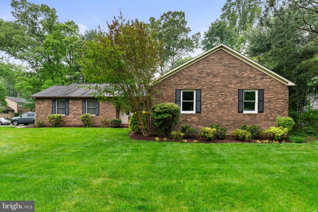394 HARTMAN DRIVE