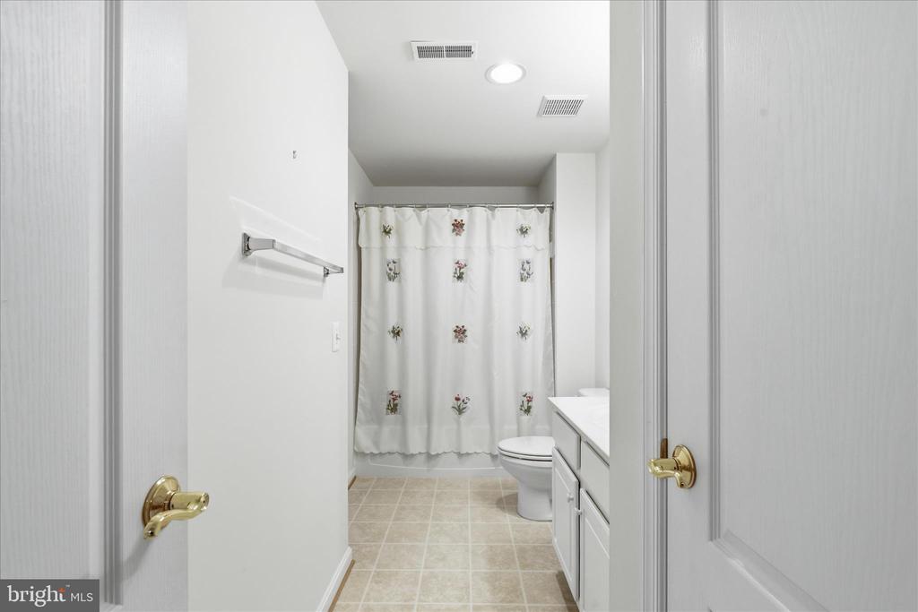 1215 DESTINY CIRCLE
