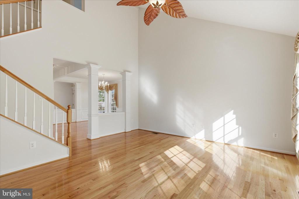 1215 DESTINY CIRCLE