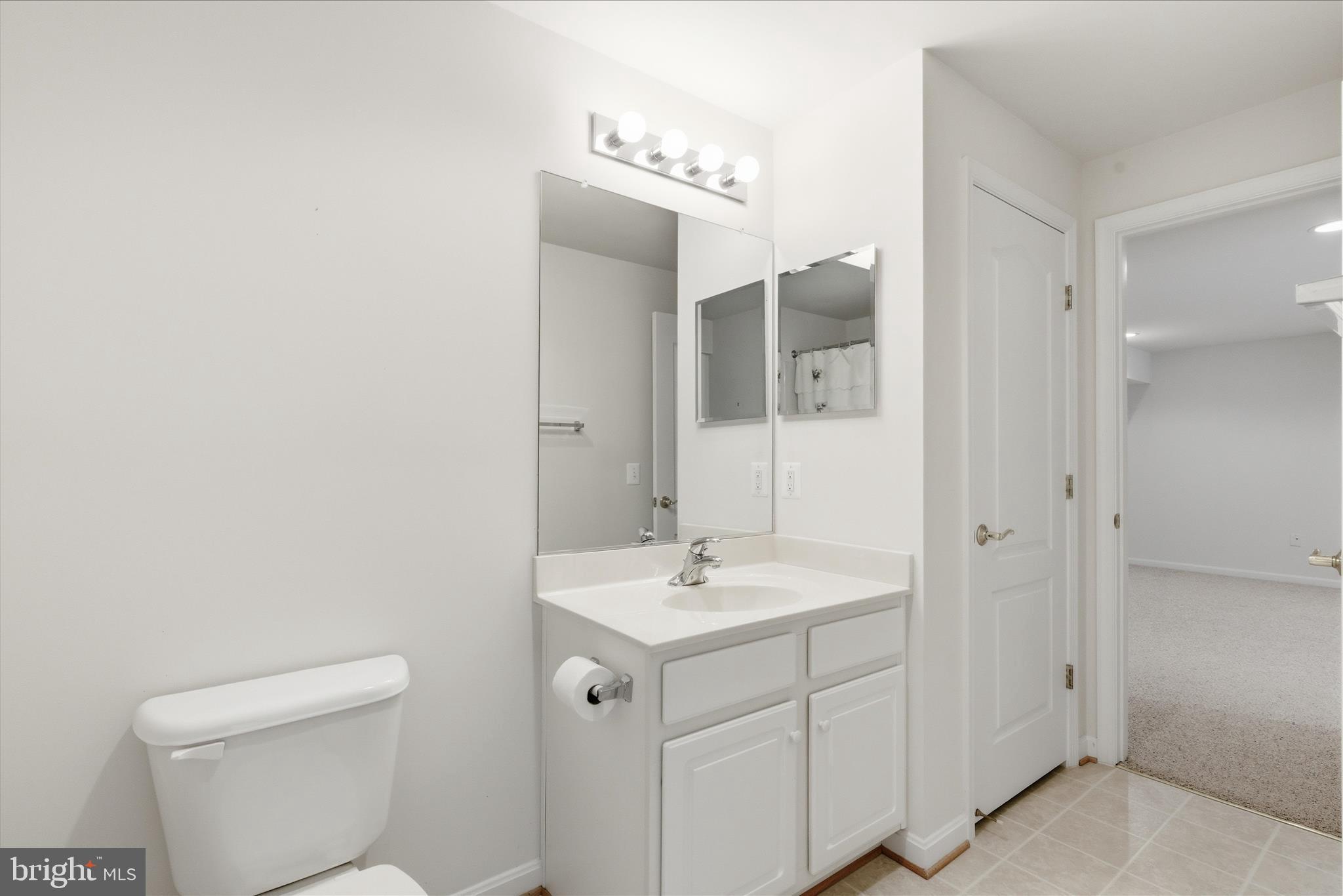 1215 DESTINY CIRCLE