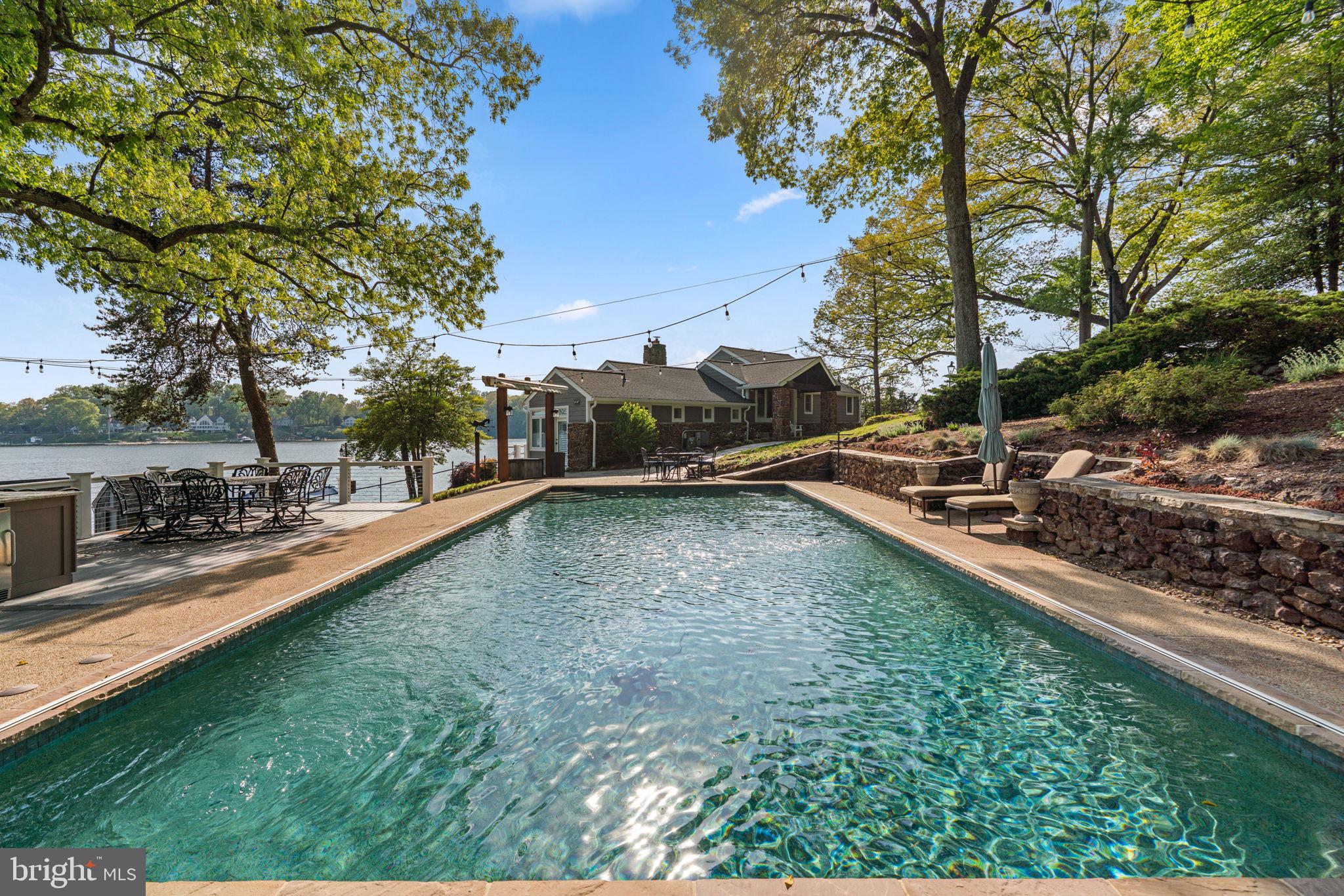 674 HENDLER ROAD
