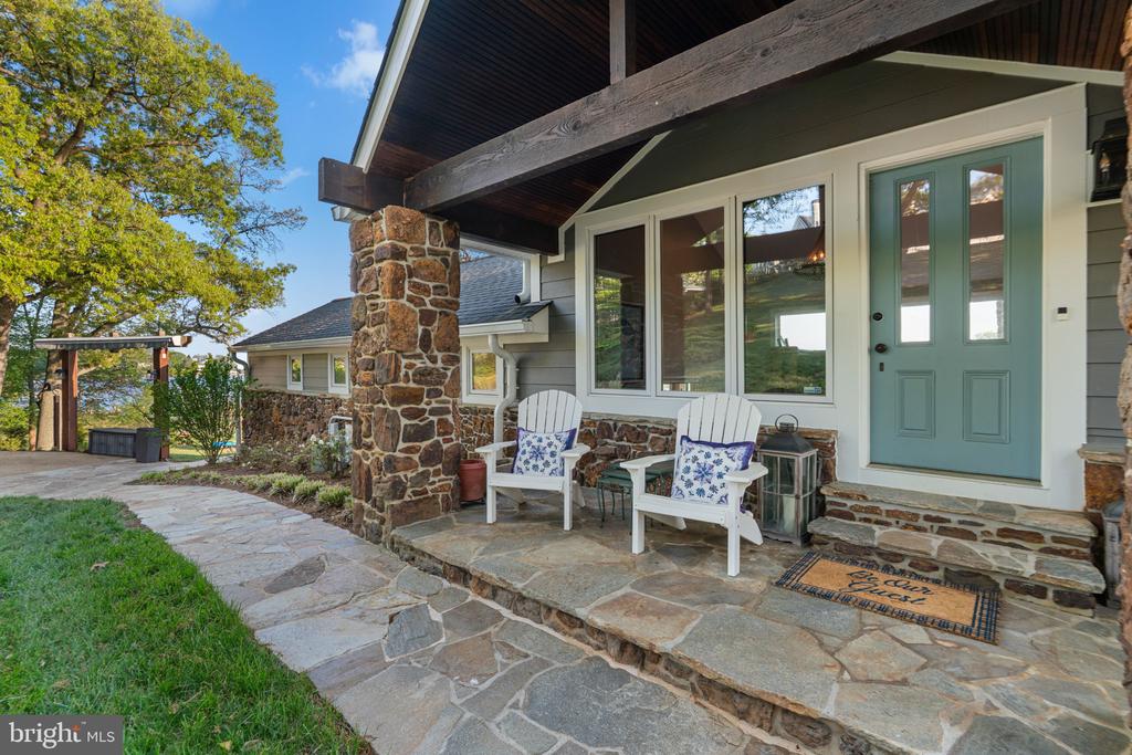 674 HENDLER ROAD