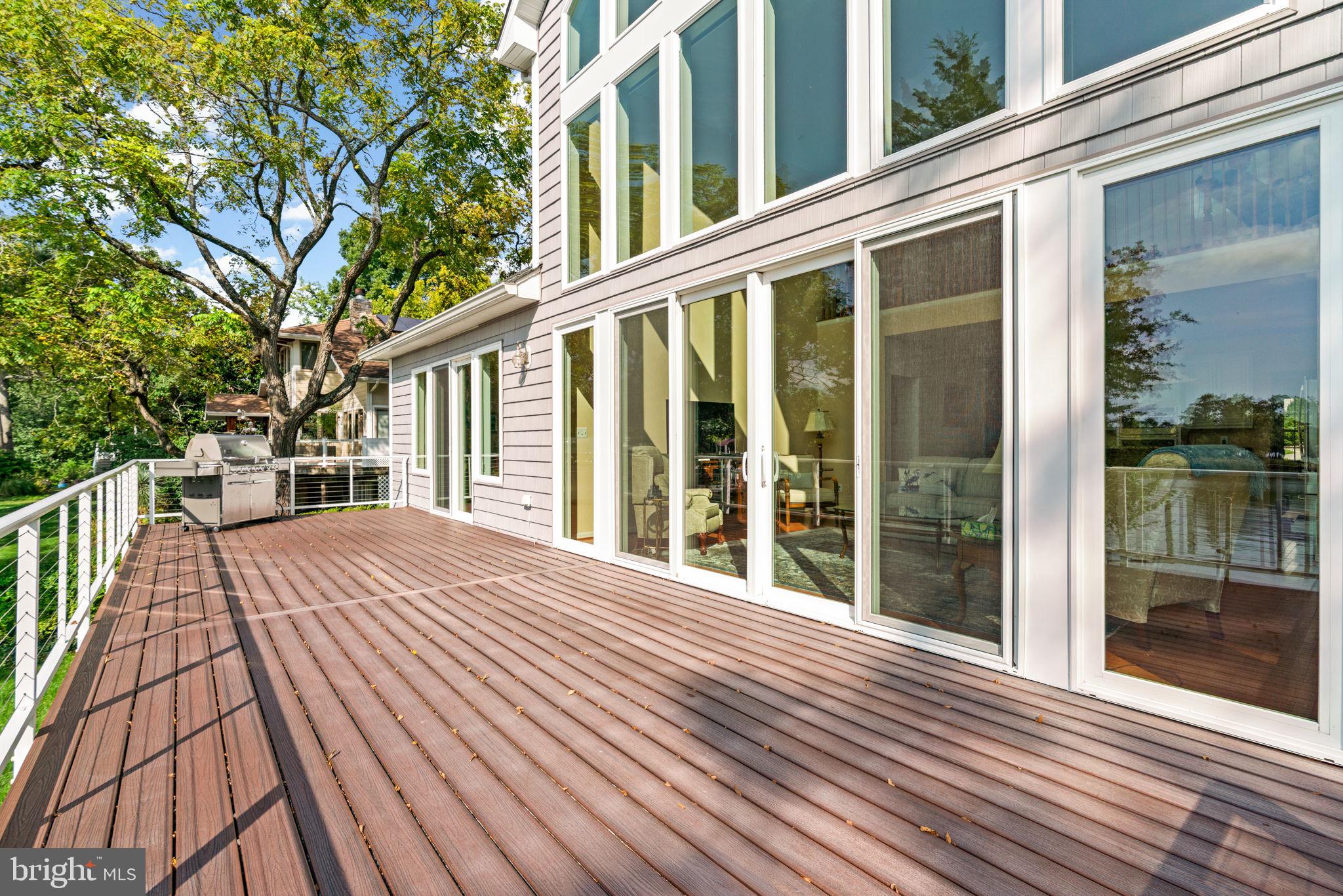 465 EDGEWATER ROAD
