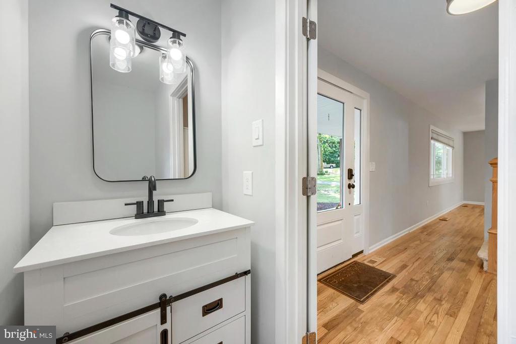 164 WOODSIDE TRAIL