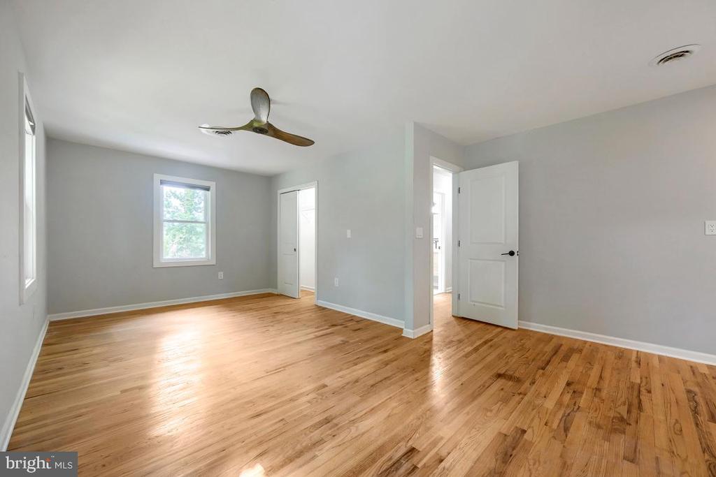 164 WOODSIDE TRAIL