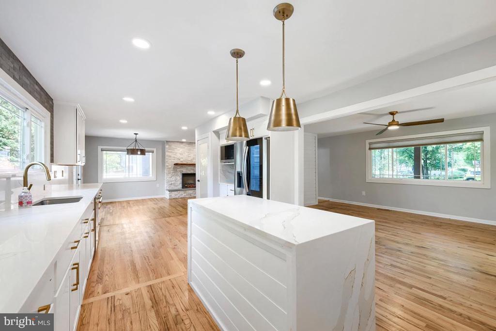 164 WOODSIDE TRAIL