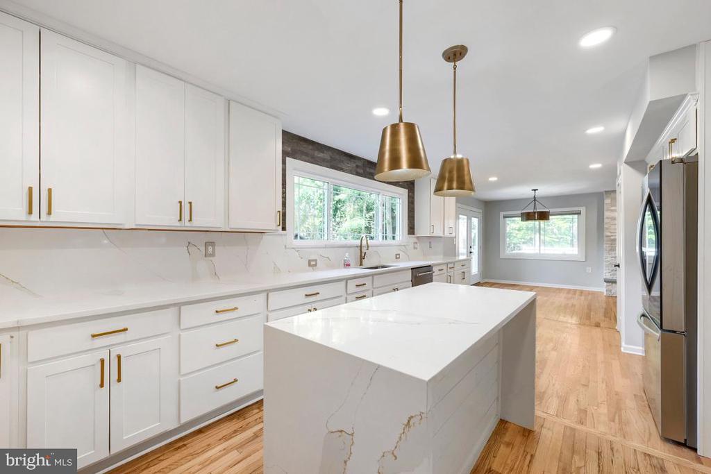 164 WOODSIDE TRAIL