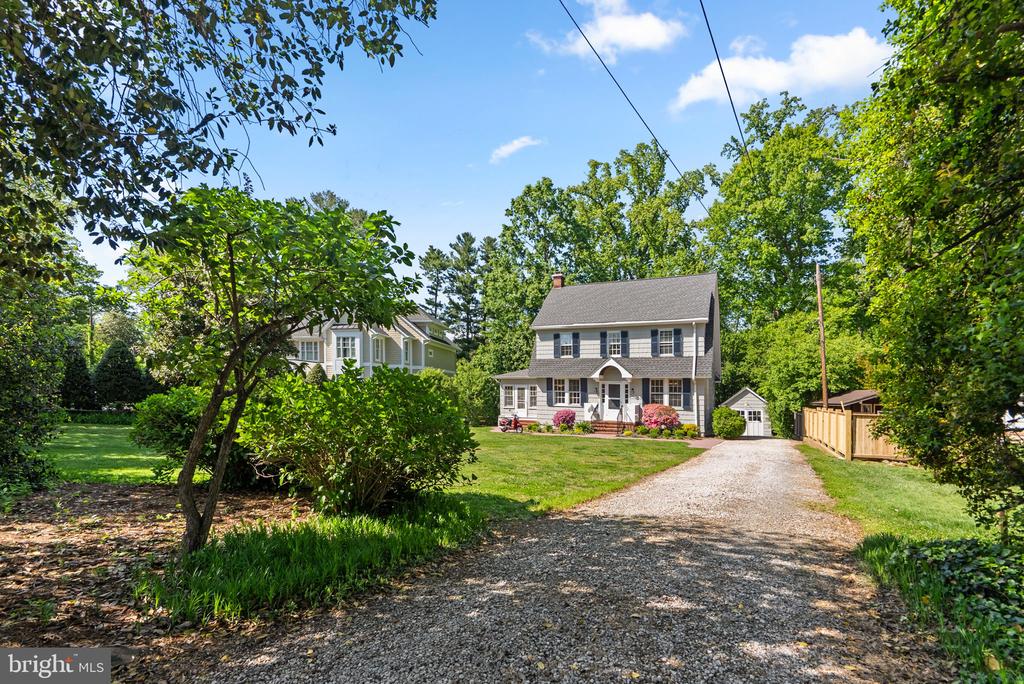 202 WARDOUR DRIVE