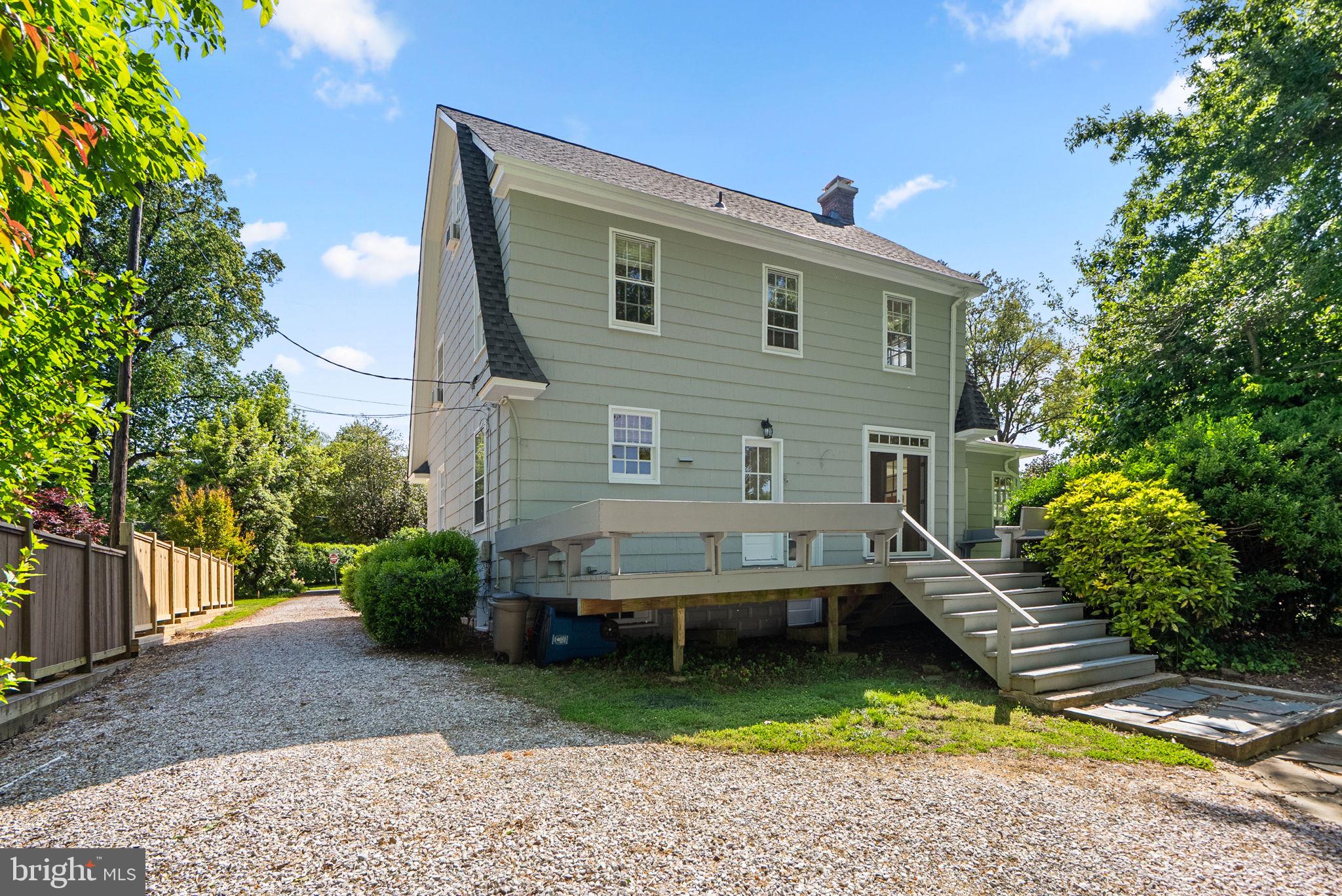 202 WARDOUR DRIVE