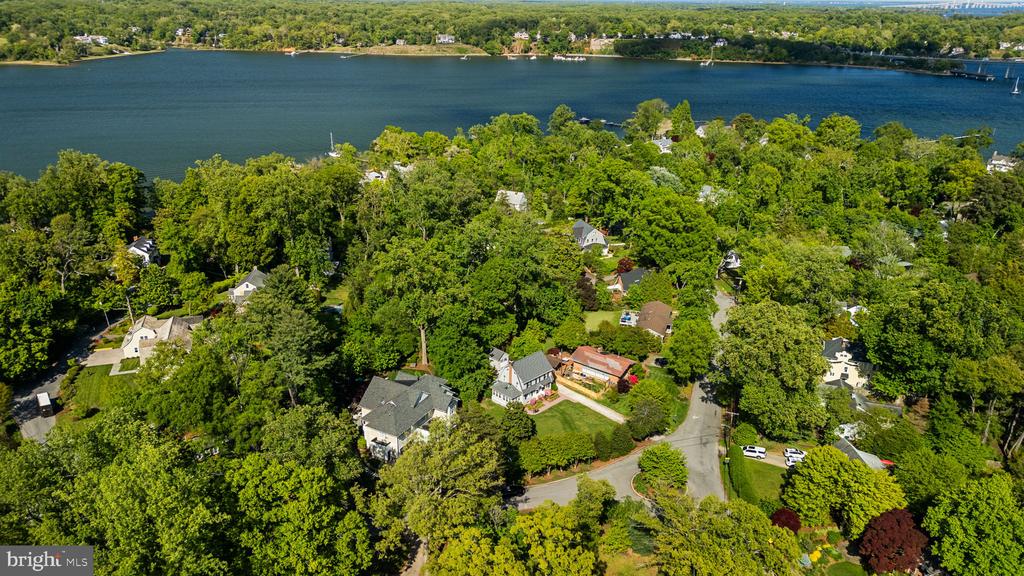 202 WARDOUR DRIVE