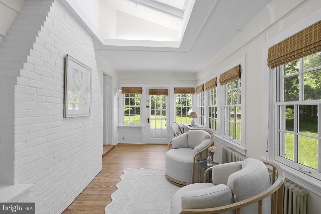 202 WARDOUR DRIVE