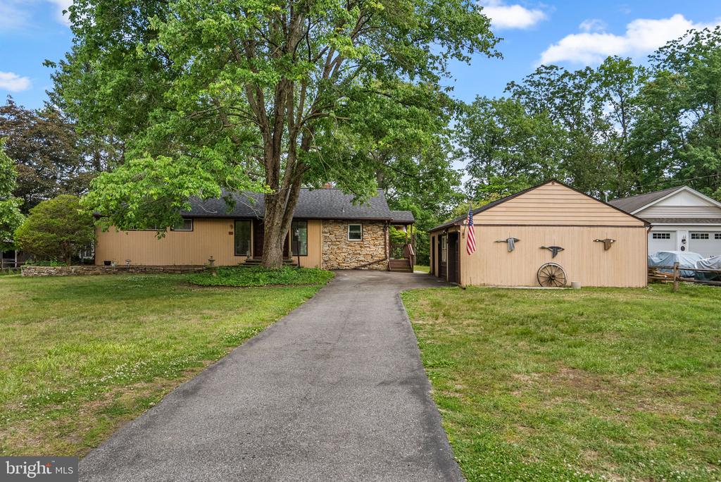 722 DILL ROAD