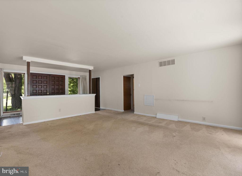 722 DILL ROAD
