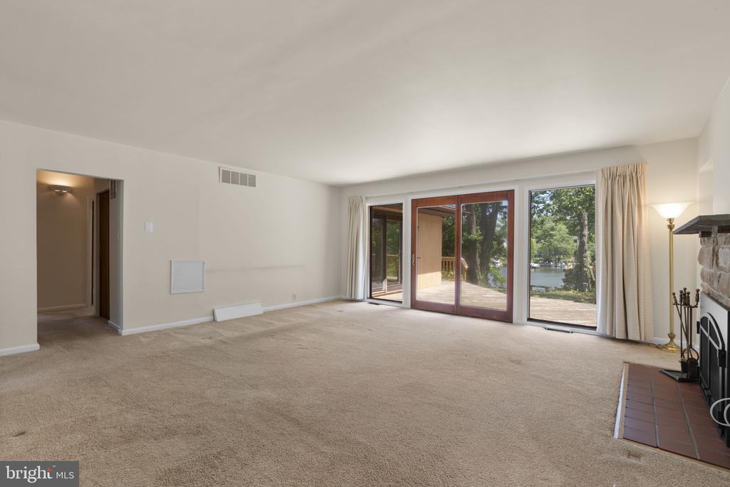 722 DILL ROAD
