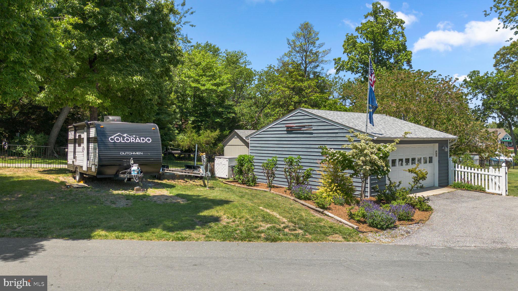 1010 SMITH DRIVE