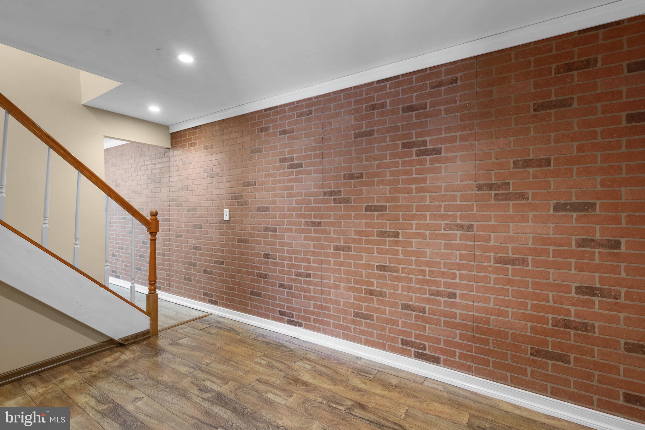 1010 SMITH DRIVE
