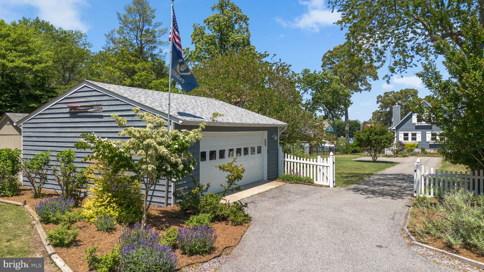 1010 SMITH DRIVE