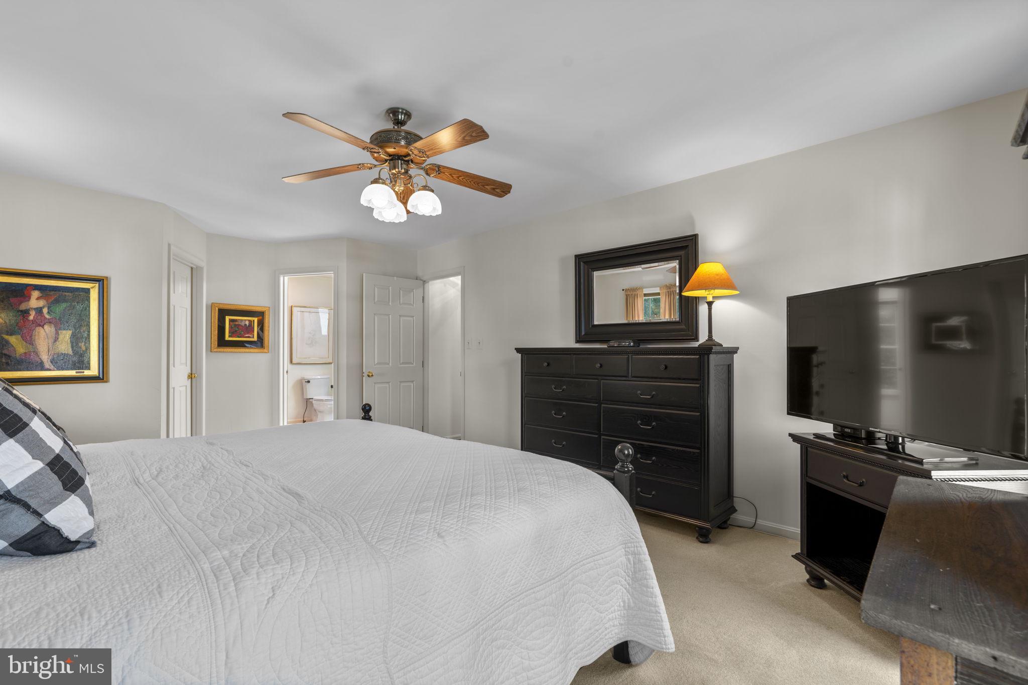 8391 GREENSTONE COURT