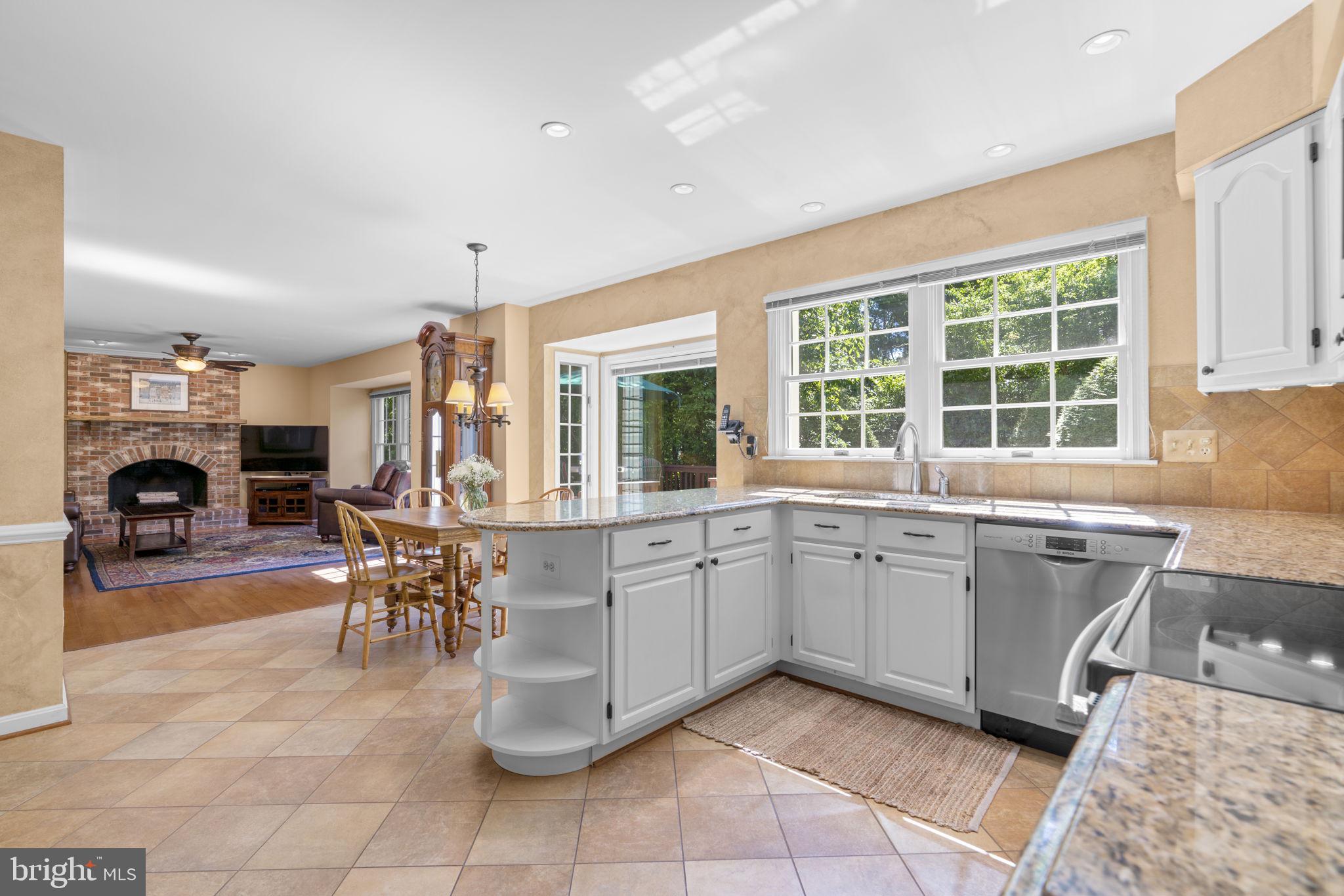 8391 GREENSTONE COURT