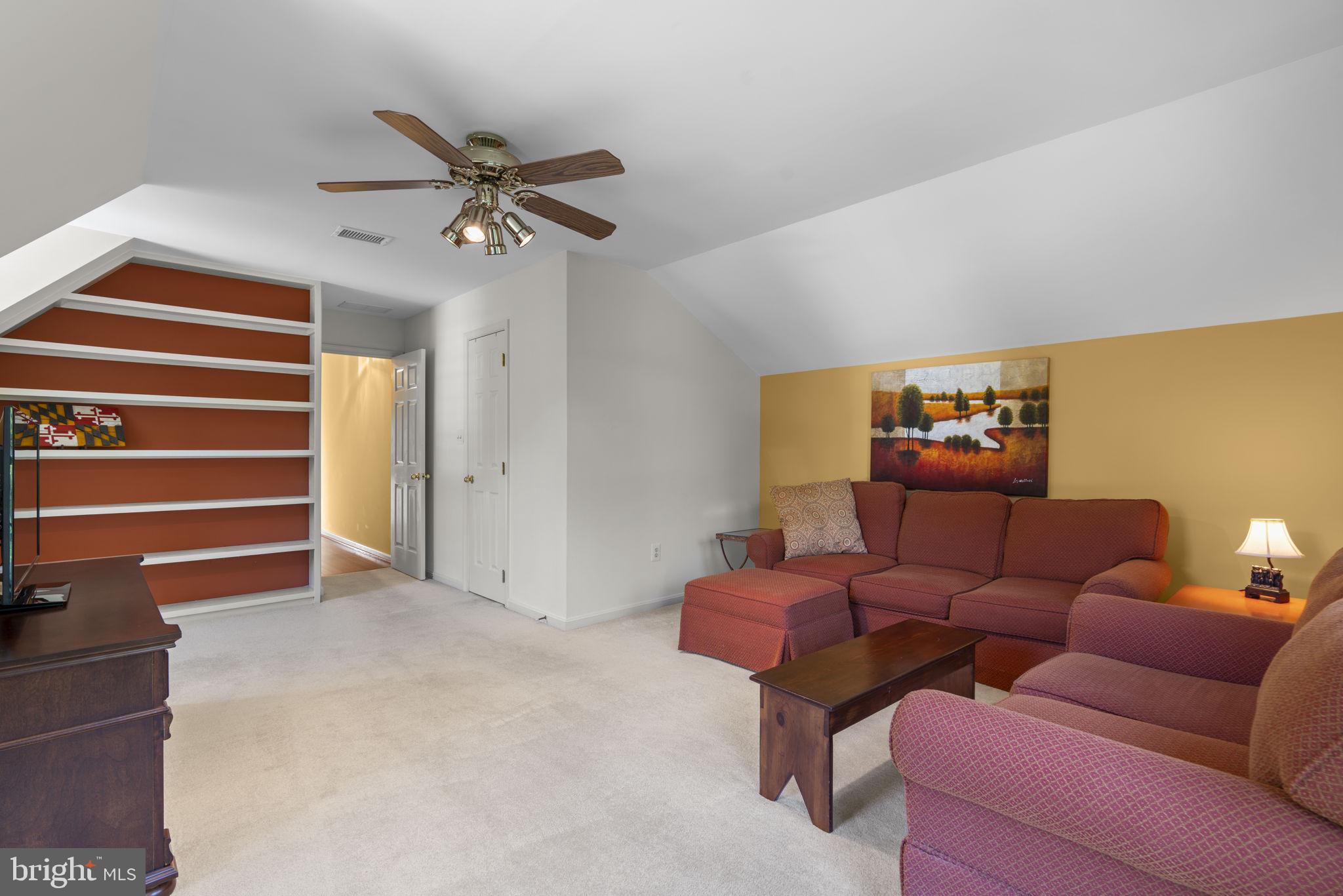 8391 GREENSTONE COURT