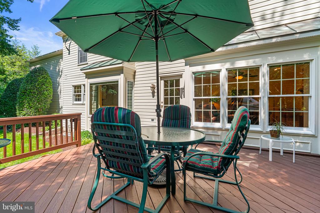 8391 GREENSTONE COURT