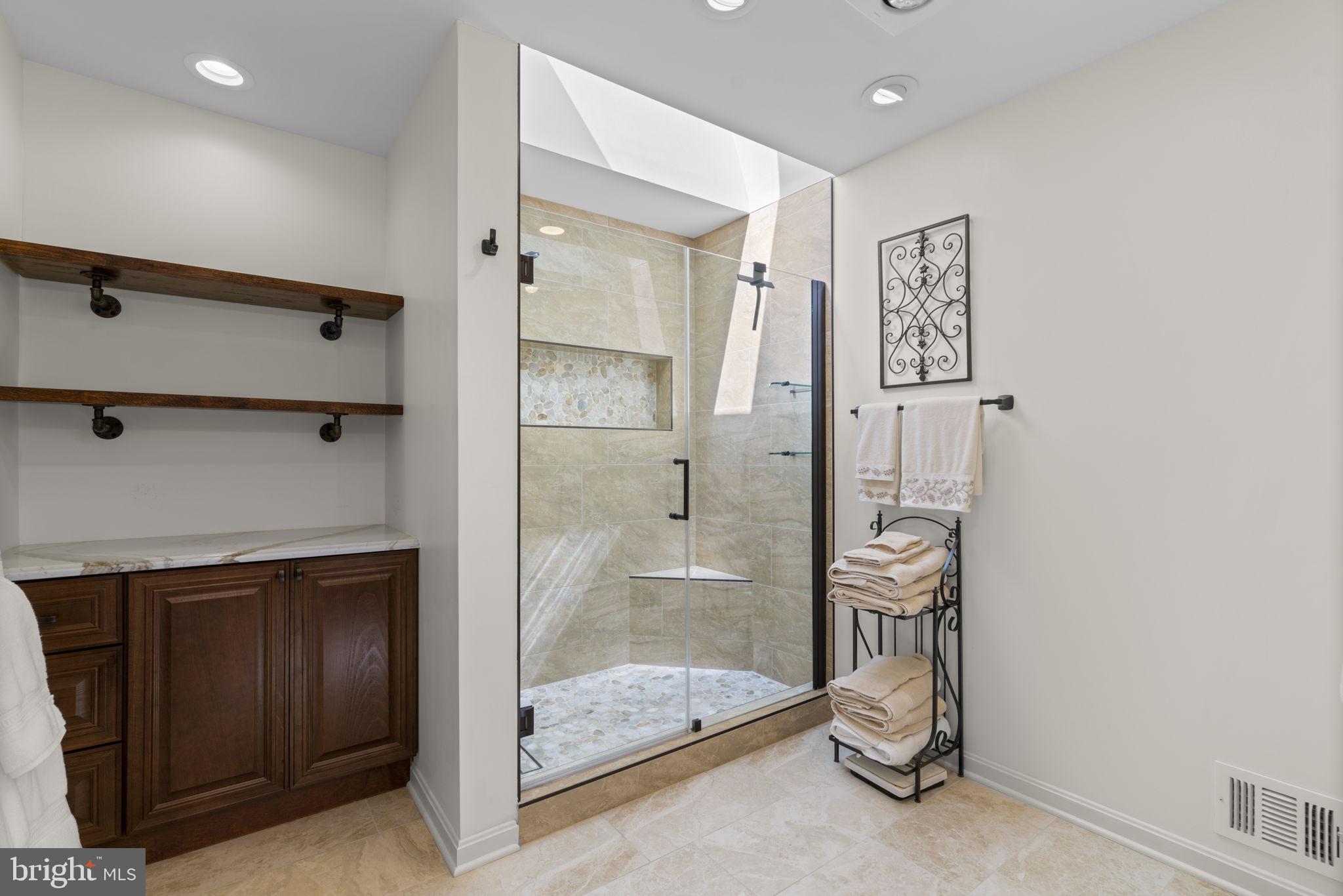 8391 GREENSTONE COURT