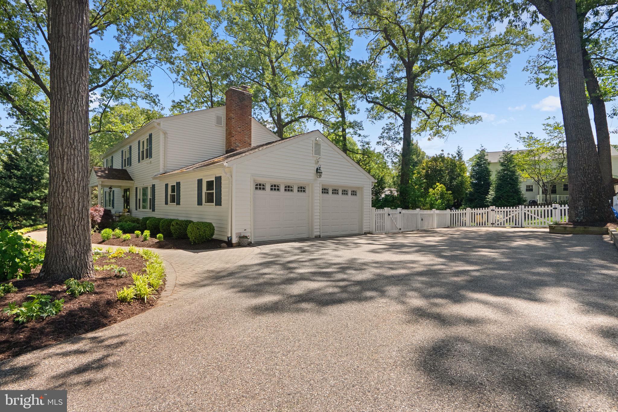 23 SAINT ANDREWS ROAD