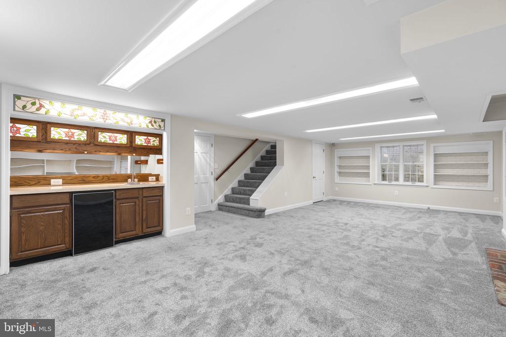 1002 GRANDA FLORA COURT