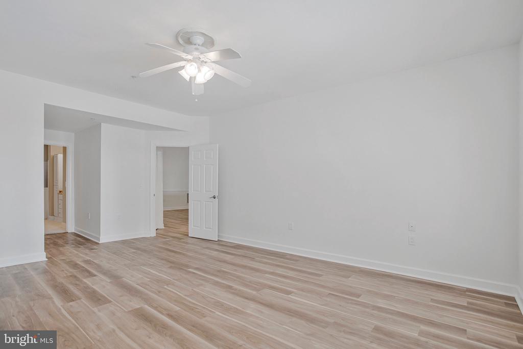 322 HAMLET CIRCLE