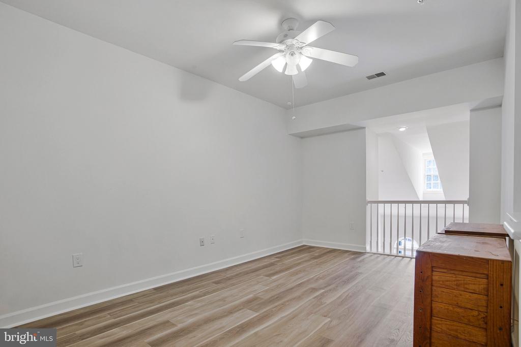 322 HAMLET CIRCLE