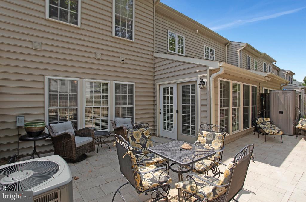 322 HAMLET CIRCLE
