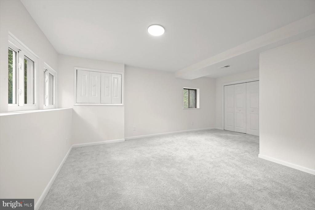 1252 TAMARACK TRAIL