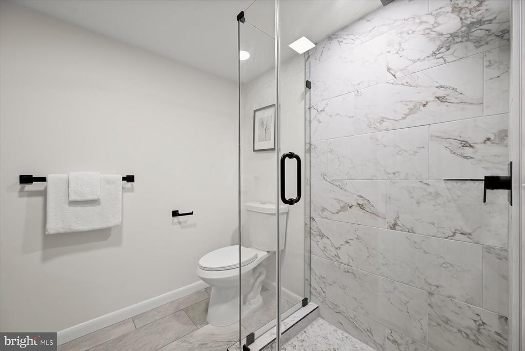 1252 TAMARACK TRAIL