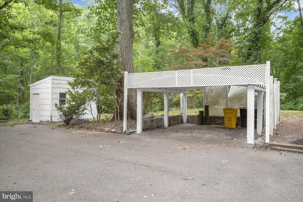 1252 TAMARACK TRAIL