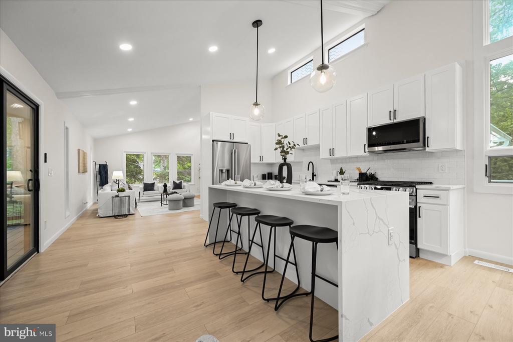 1252 TAMARACK TRAIL
