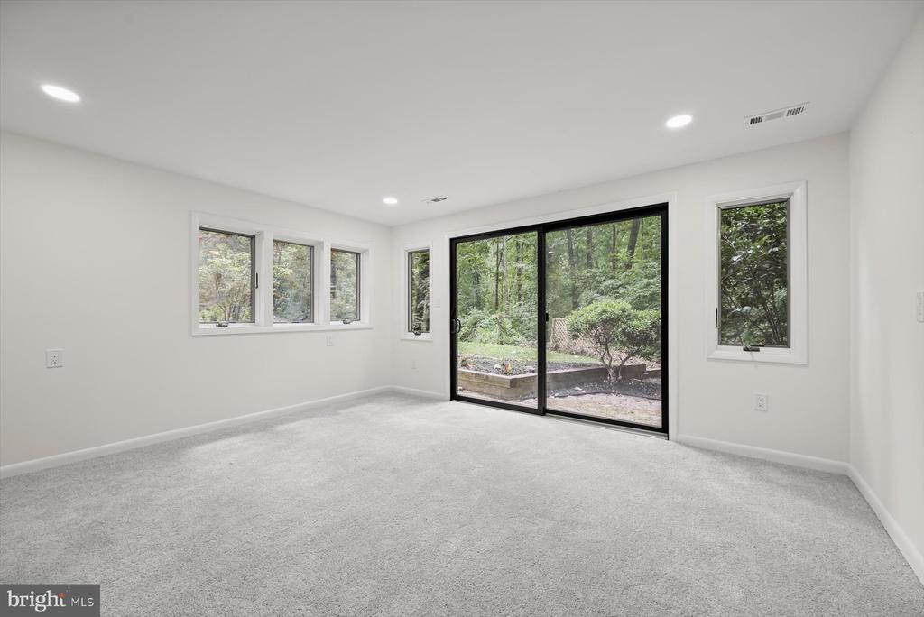 1252 TAMARACK TRAIL