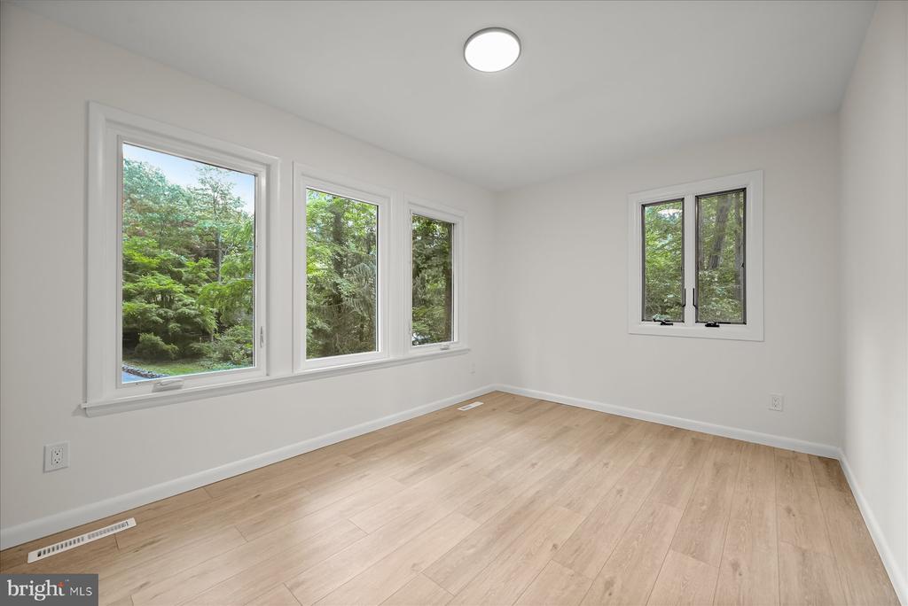 1252 TAMARACK TRAIL