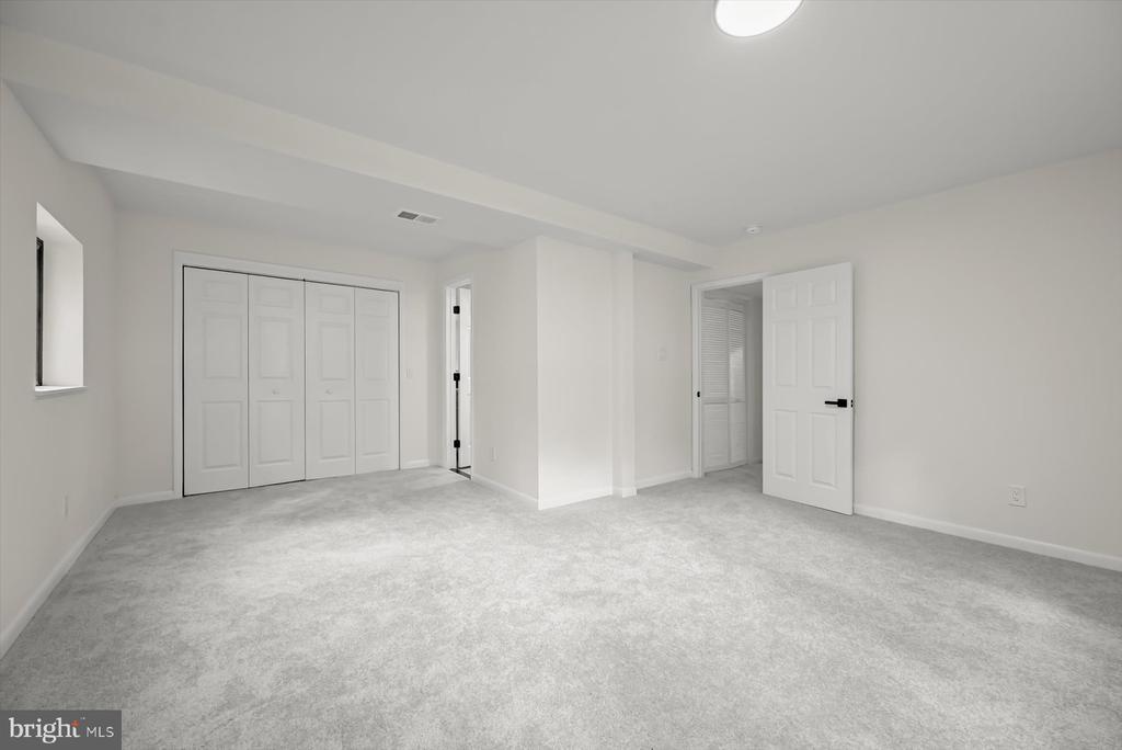 1252 TAMARACK TRAIL