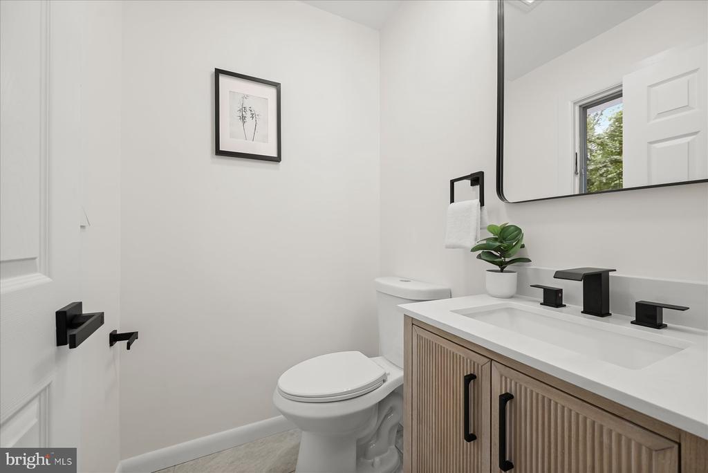1252 TAMARACK TRAIL