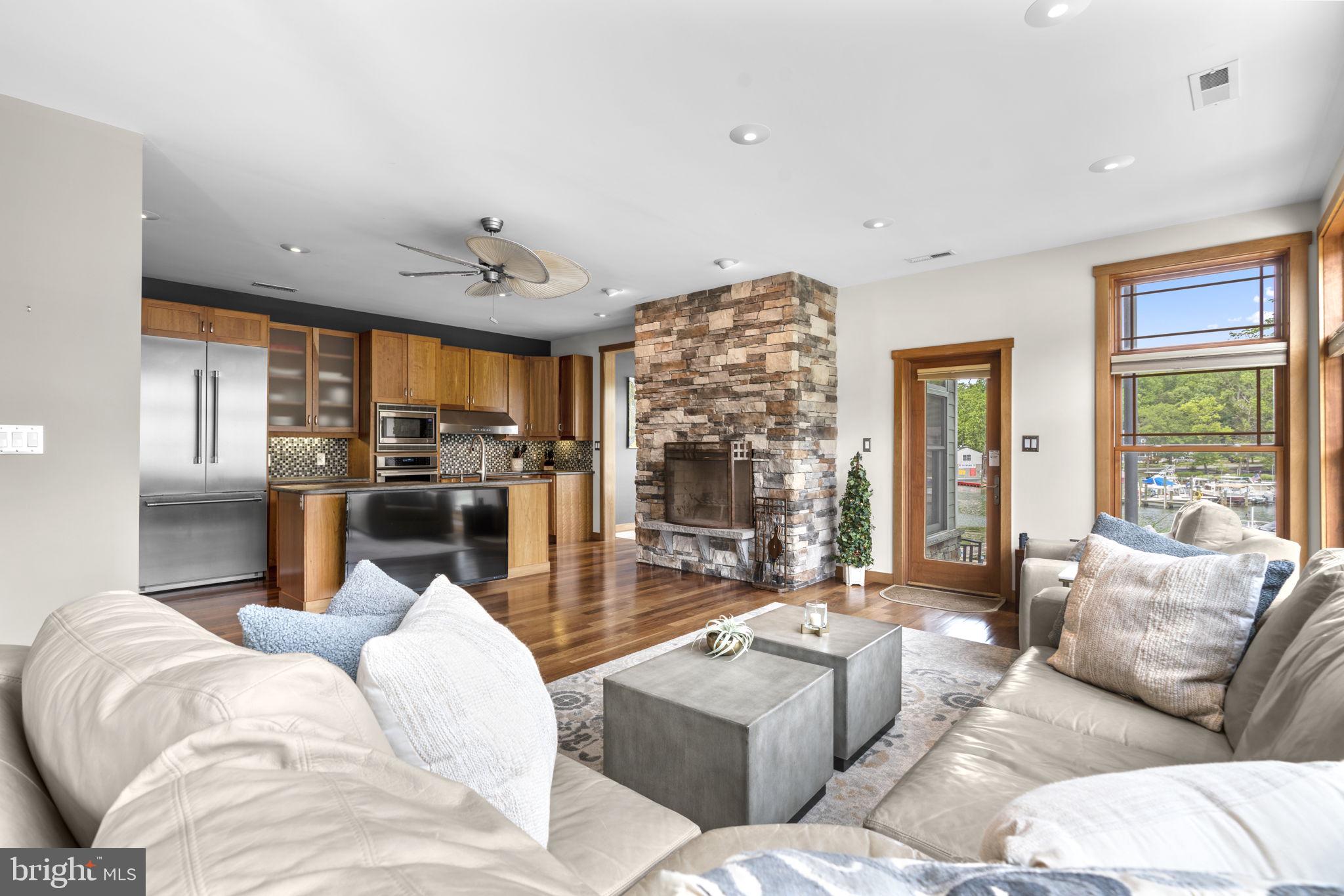 993 ROUND BAY ROAD