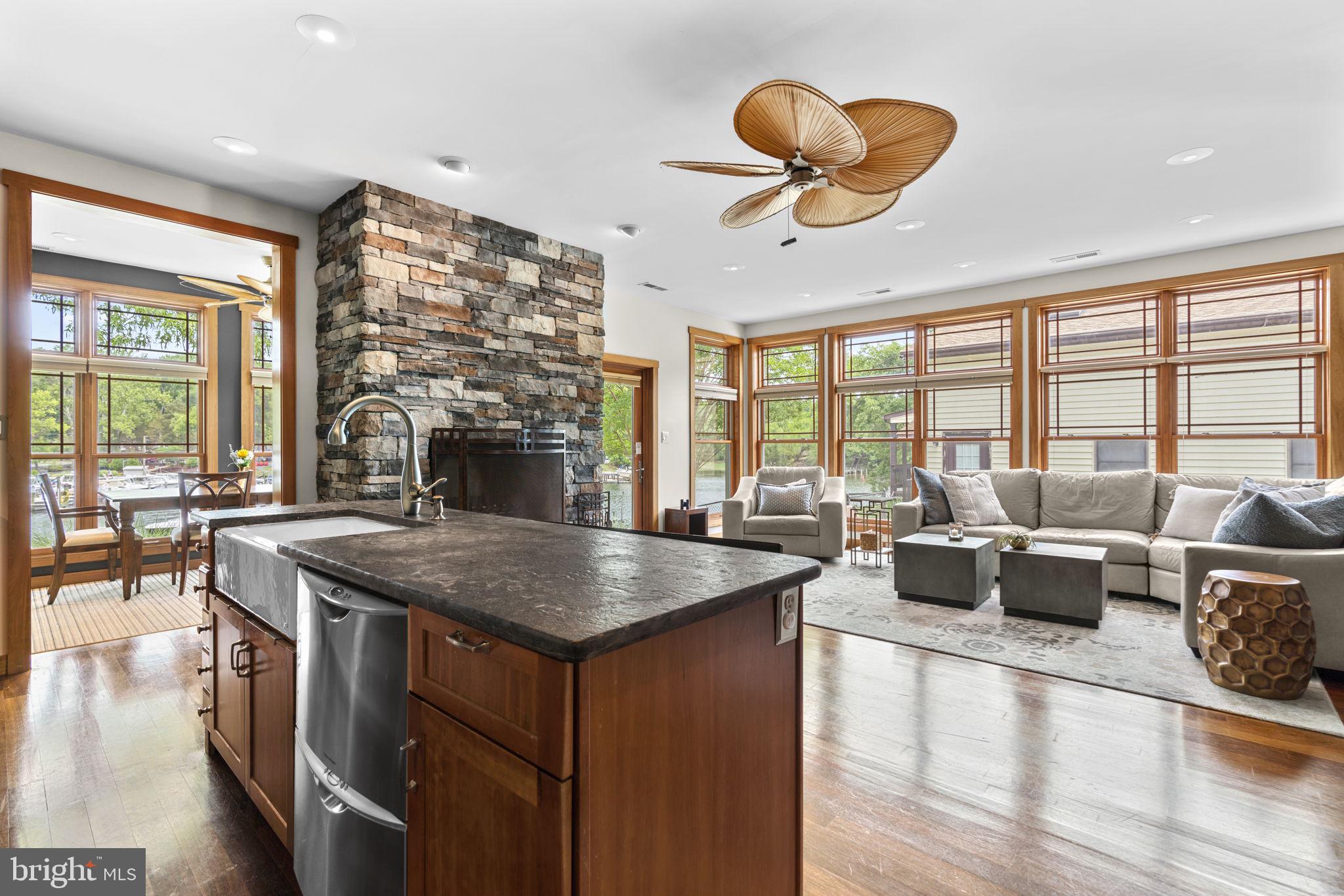 993 ROUND BAY ROAD