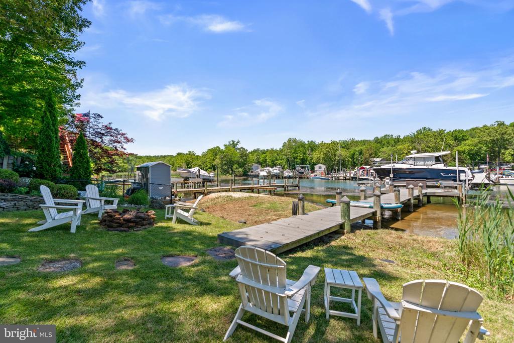 993 ROUND BAY ROAD