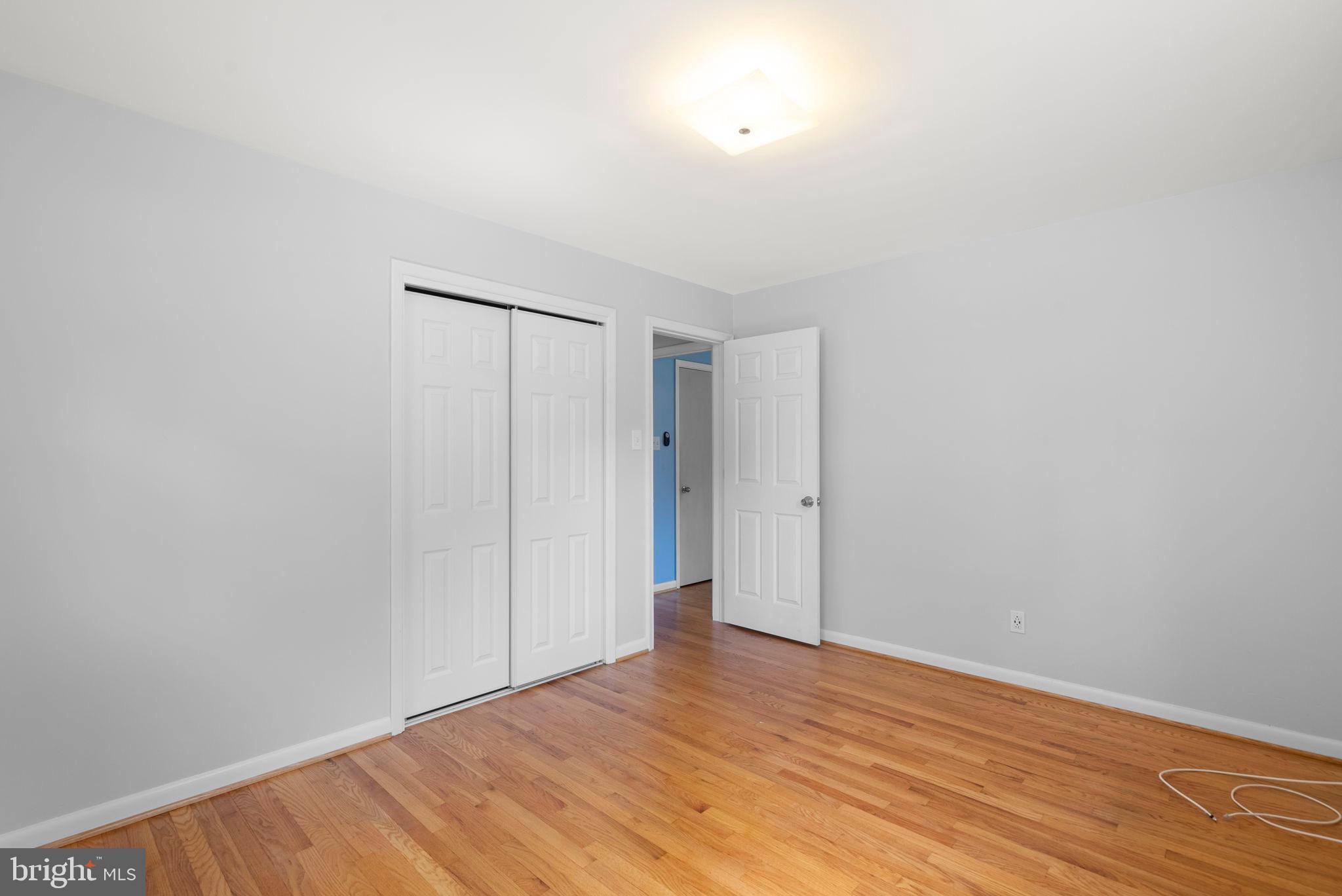812 COTTONWOOD DRIVE