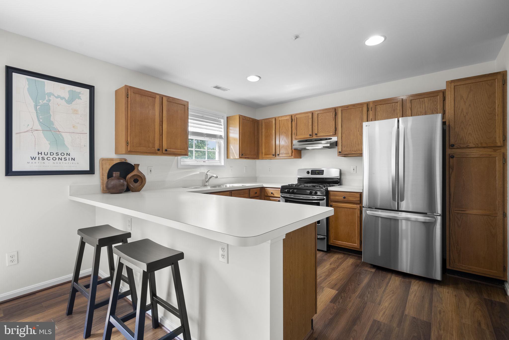 715 MASHIE COURT