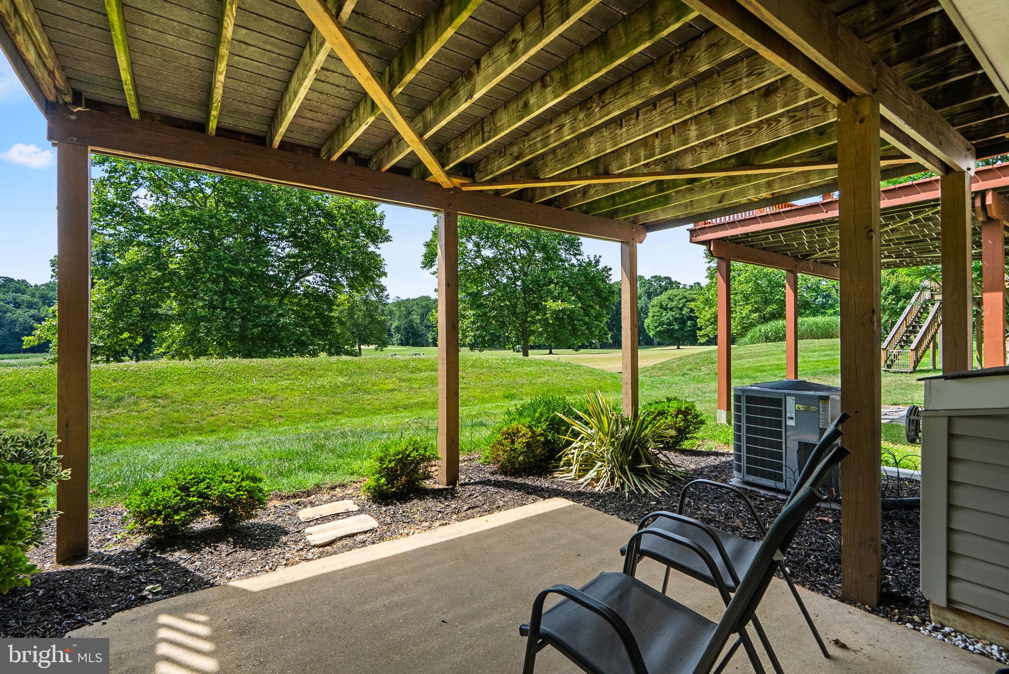 715 MASHIE COURT