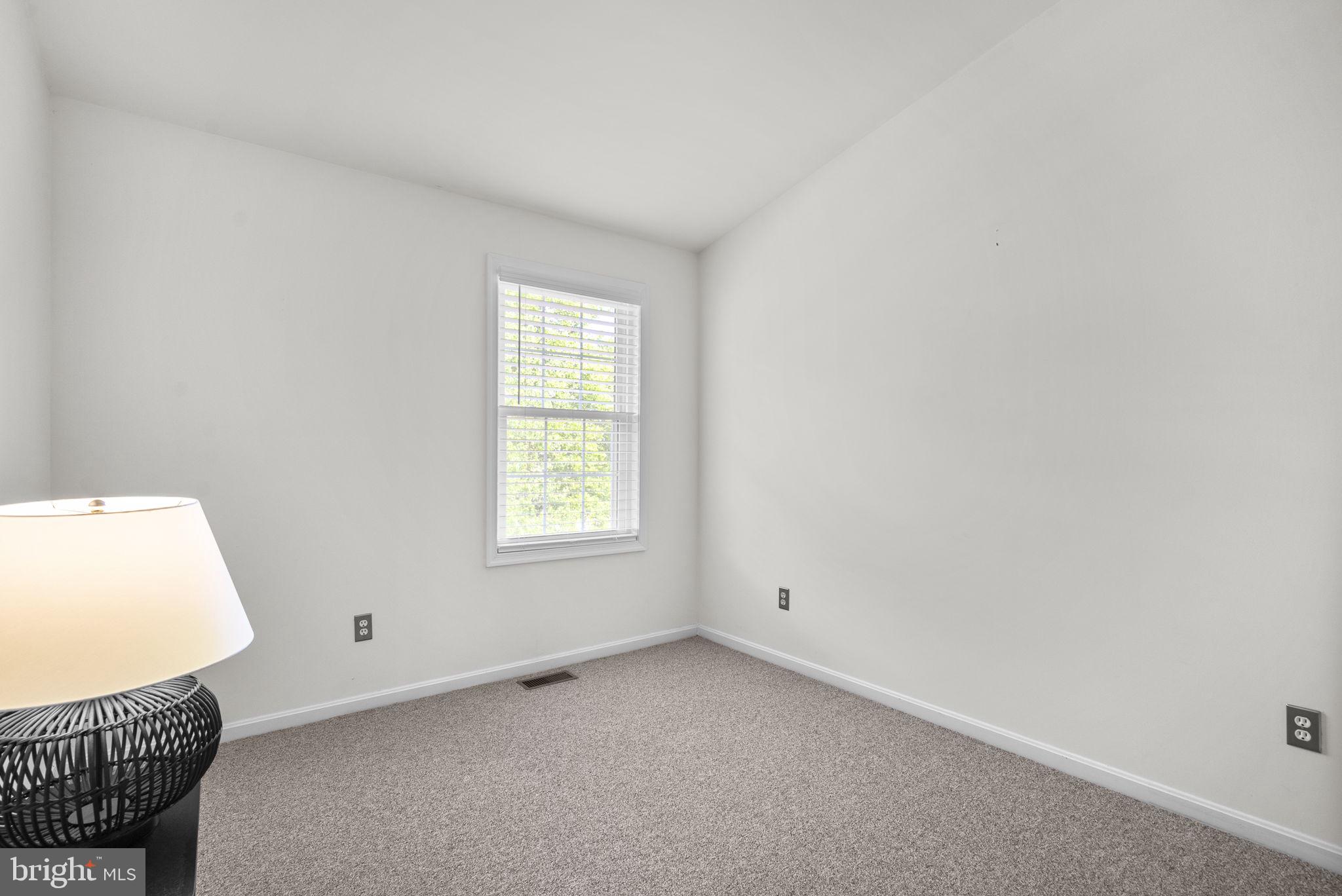 715 MASHIE COURT