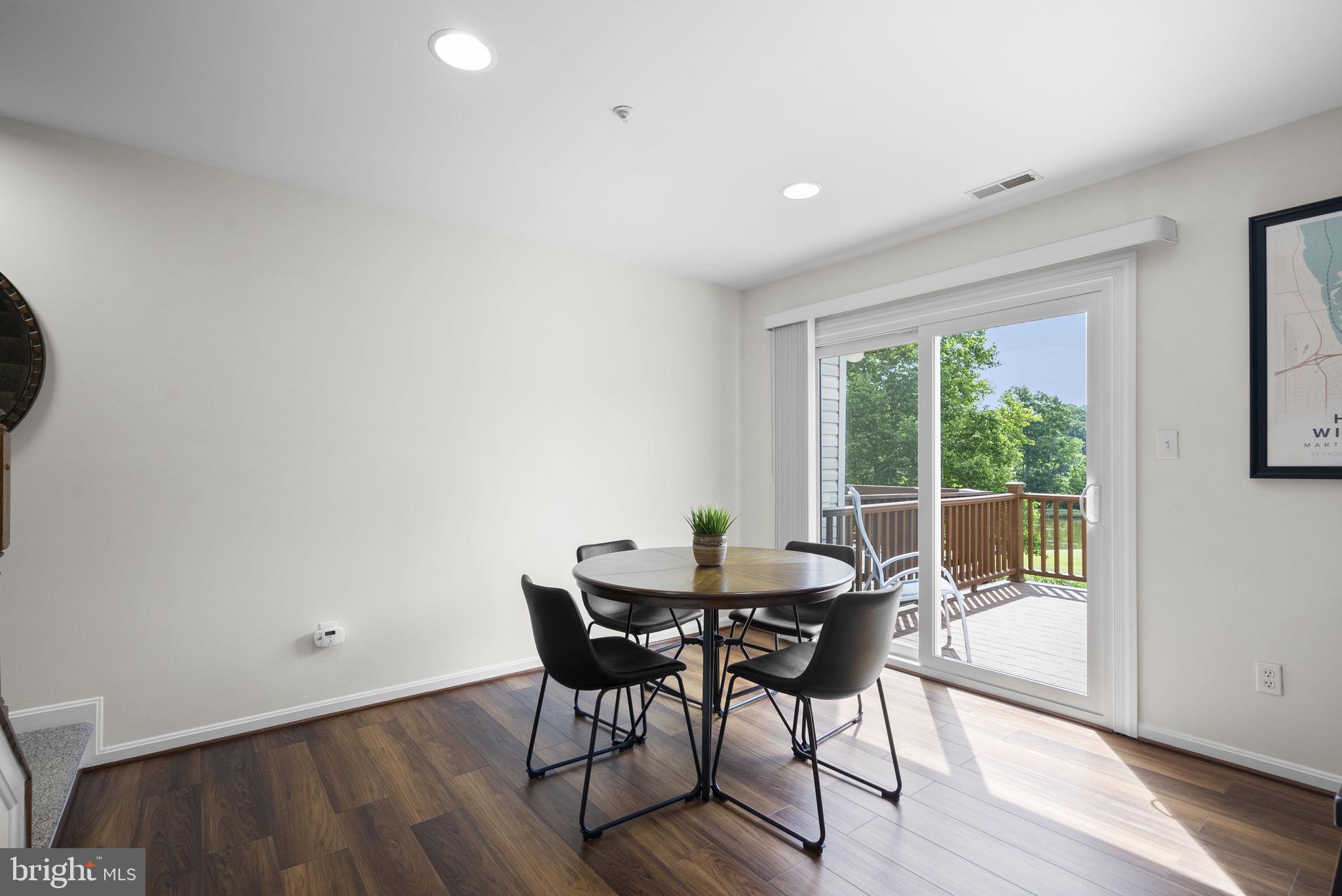 715 MASHIE COURT